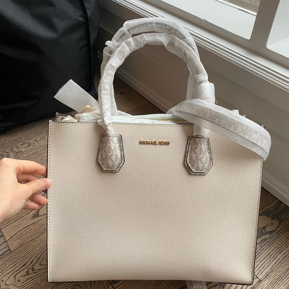 Michael Kors White Tote Style Bag